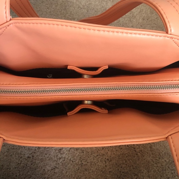 Matt and Nat oversized bag - Picture 4 of 12